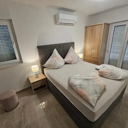 Apartment Botic Trogir