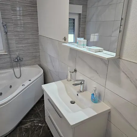 Botic Apartman Trogir